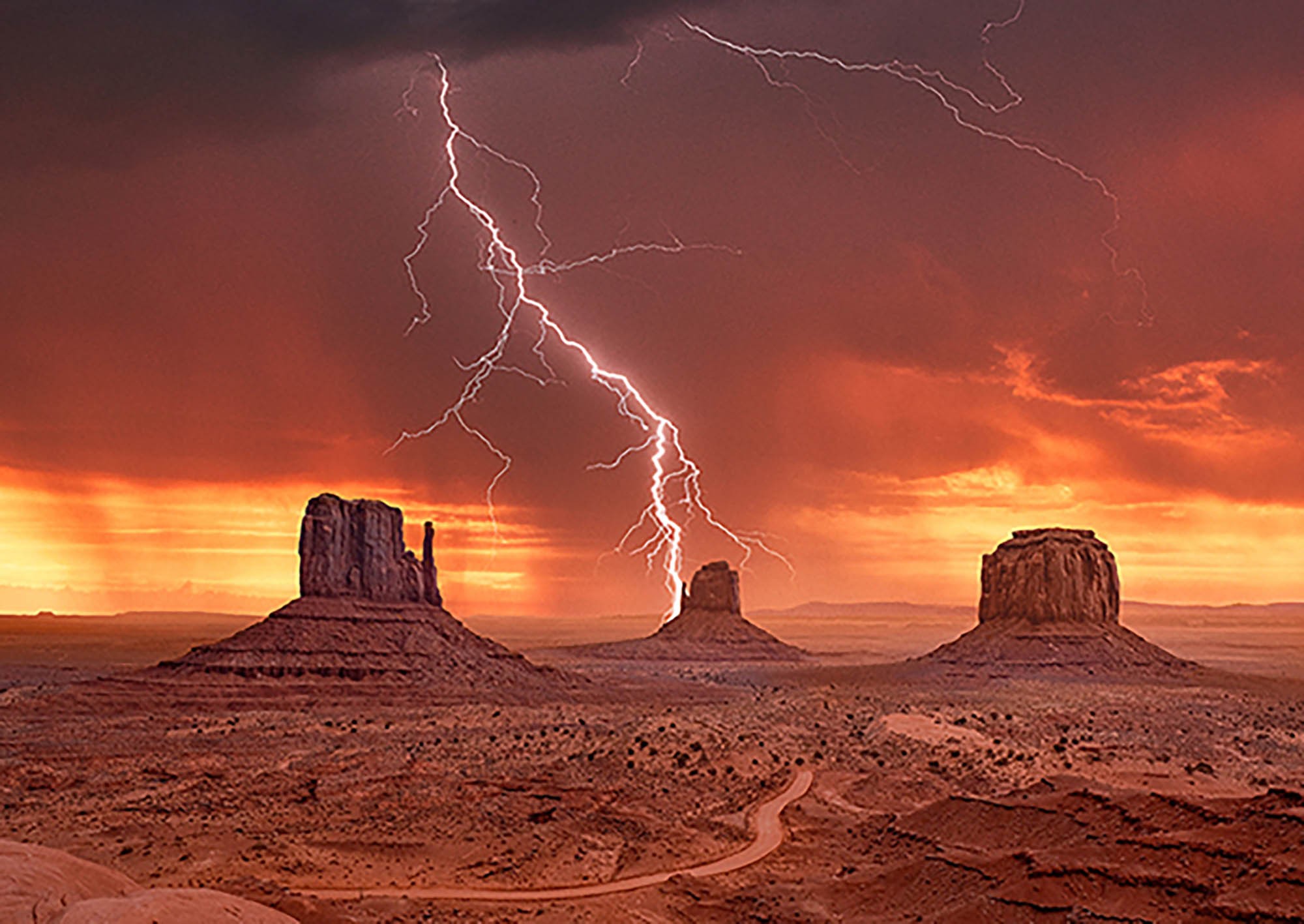 Tormenta en Monument Valley, Utah