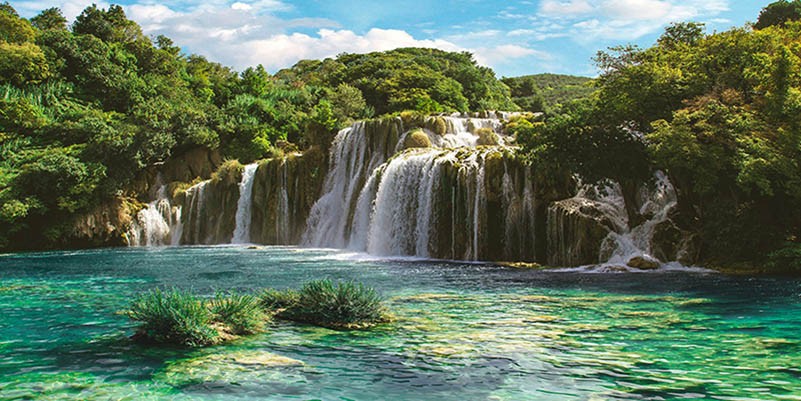 Cascada en el Parque Nacional Krka, Croacia