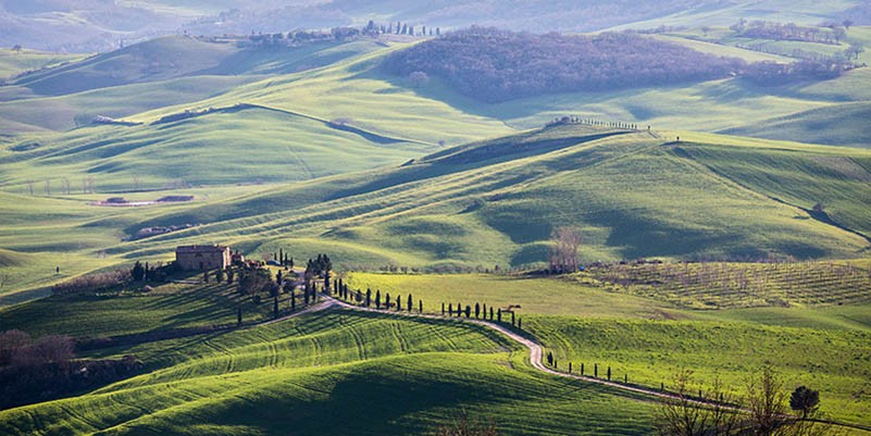 Una carretera en la Toscana