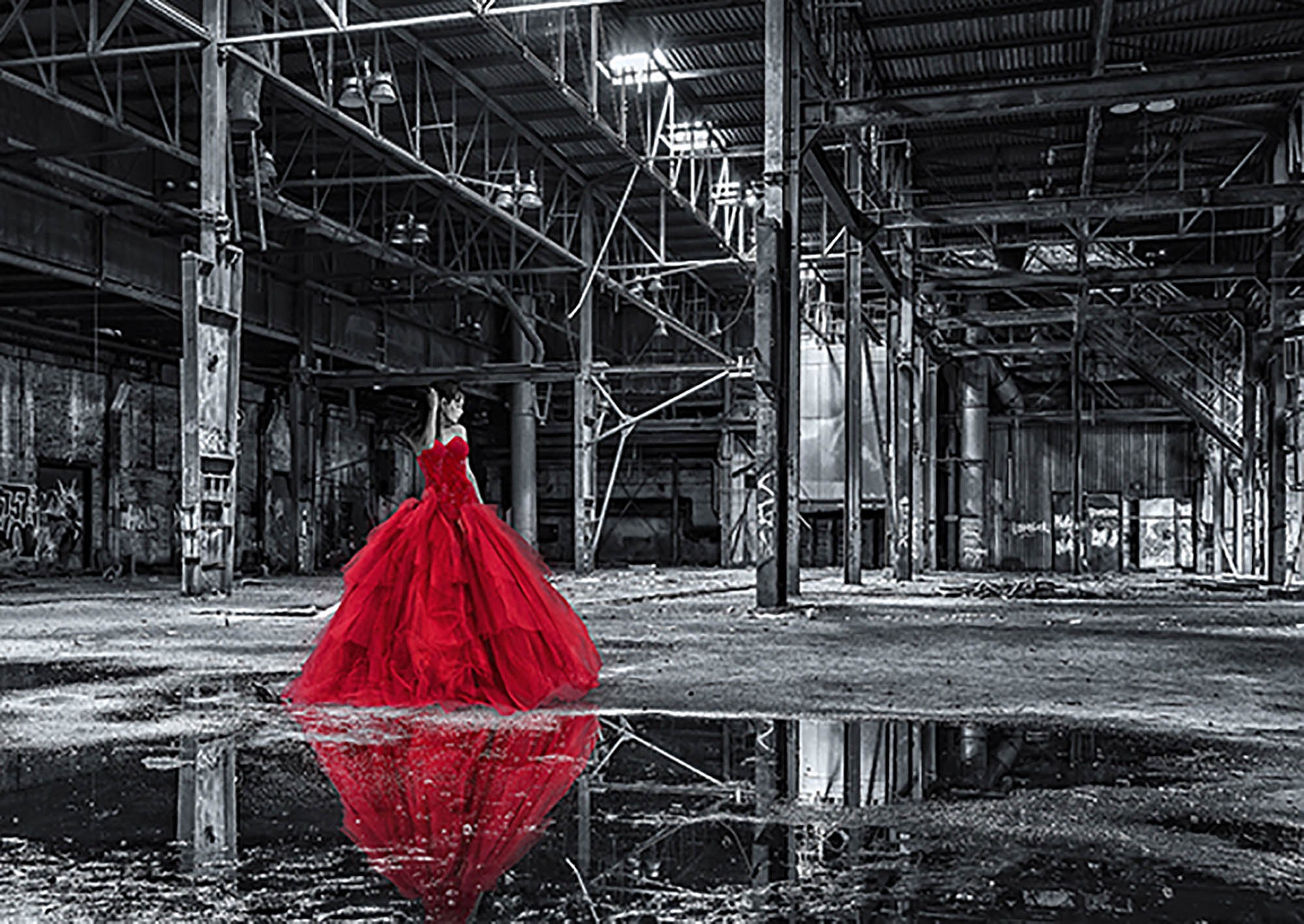 Paisaje femenino no convencional 8, La fábrica