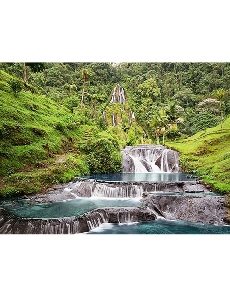 Cascada en Santa Rosa de Cabal, Colombia