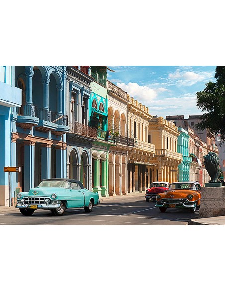 Avenida en La Habana, Cuba