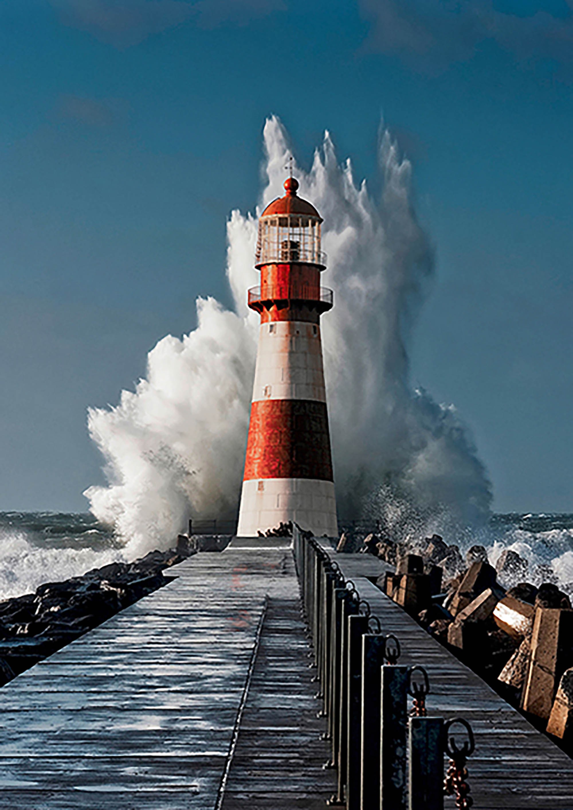 Faro en el mar Mediterráneo (detalle)
