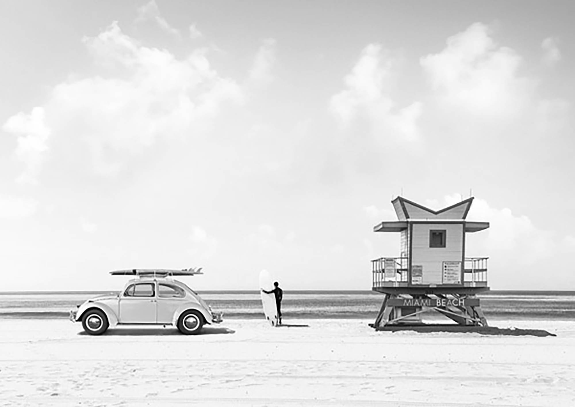 Esperando las olas, Miami Beach (BW)