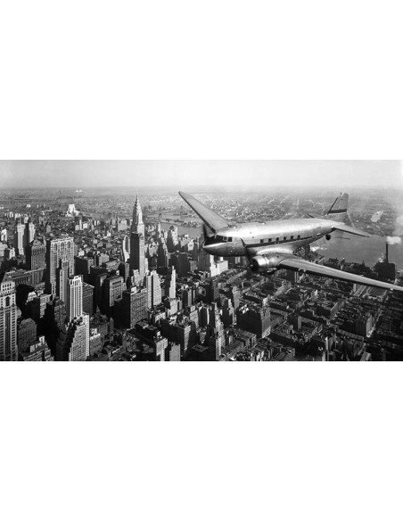 DC-4 sobre Manhattan, Nueva York