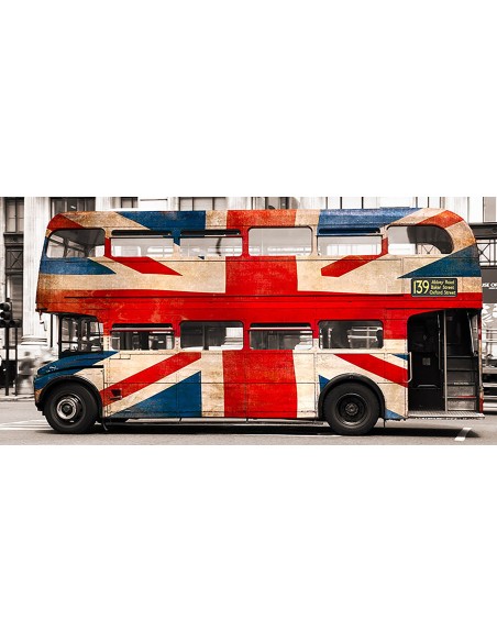 Autobús de dos pisos con la bandera de la Unión, Londres